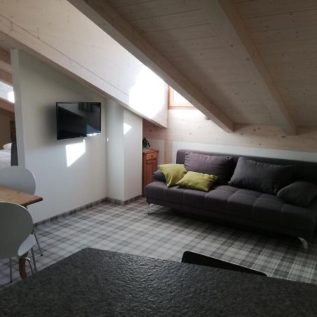 Casa Lassu. Carano  Exteriör bild