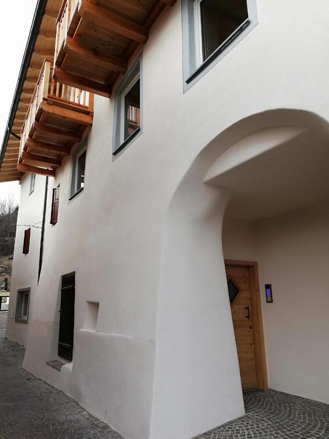 Casa Lassu. Carano  Exteriör bild